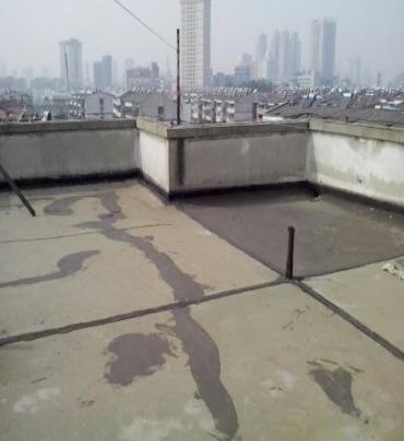 且末漏水维修 楼顶漏水是什么原因，楼顶漏水维修方法是什么?